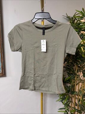 Cotton On body ribbed Short Sleeve Crew Tee - Olive NWT M